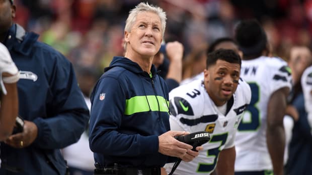 pete-carroll-russell-wilson.jpg